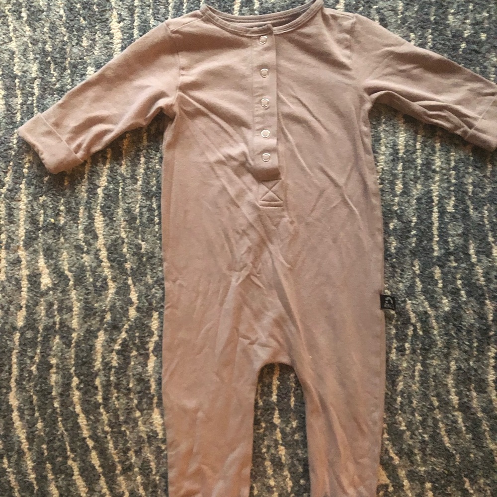 Rags 6-12 month one piece. Super stretch. Very good used condition.
